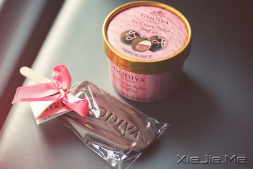 �簲�����һֱ΢Ц��ǰ (10)